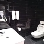 Ascua 3* Vasqarr