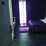 Ascua 3* Vaqarr